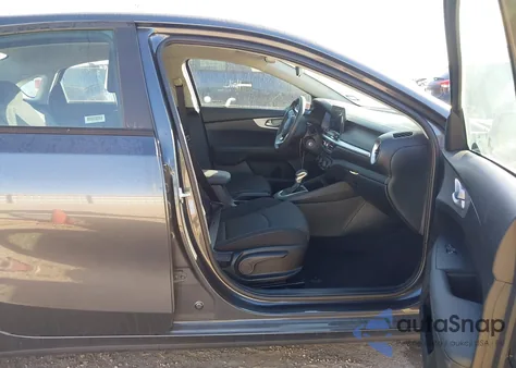 2024 Kia Forte Lxs from USA, damaged, VIN 3KPF24AD5RE784063